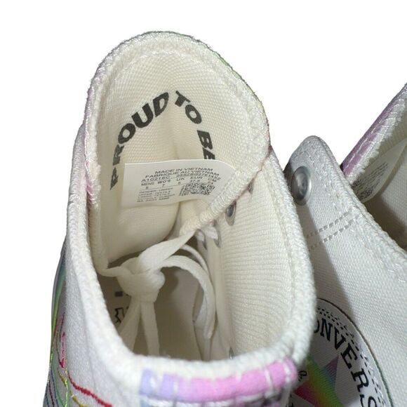 New Women's Converse Chuck Taylor All Star High Pride Sneakers A10216C Size 7 - Picture 7 of 7